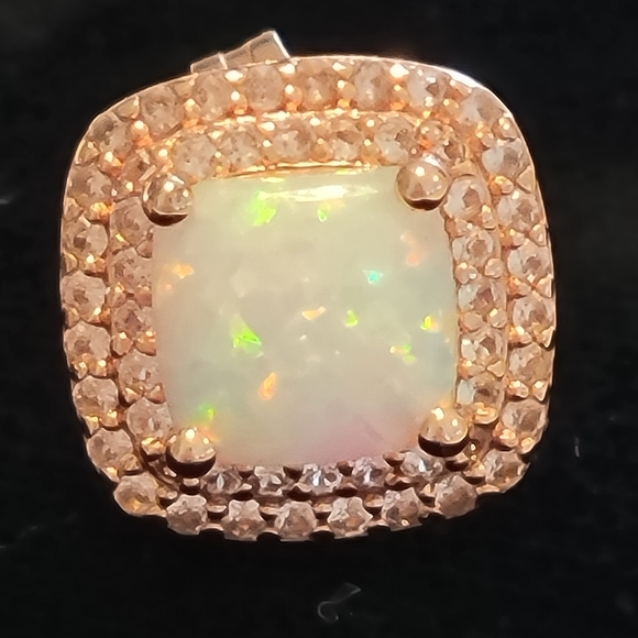 BRAND NEW BEAUTIFUL ROSE GOLD OVER STERLING SILVER AND LAB CREATED OPAL ERRINGS. - Picture 6 of 11